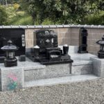 8.9尺×5.25尺横型石塔写真